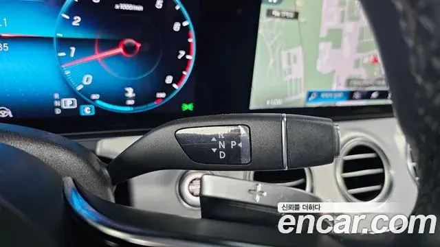 Mercedes-Benz E-Class 2020 — Фото 9/20