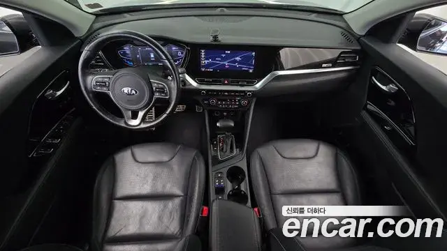 Kia Niro 2019 — Фото 7/20