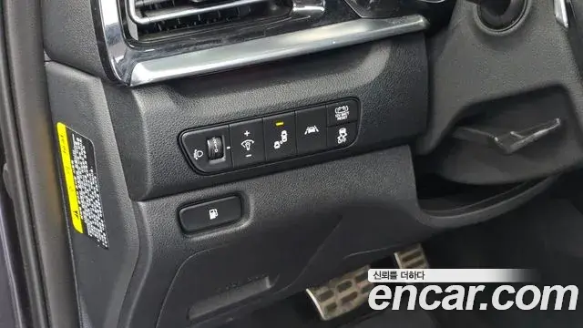 Kia Niro 2019 — Фото 16/20