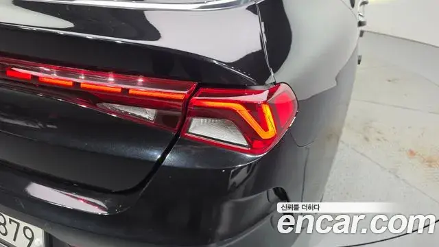 Kia K5 2023 — Şəkil 24/34