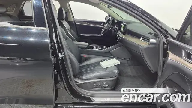 Kia K5 2023 — Şəkil 8/34