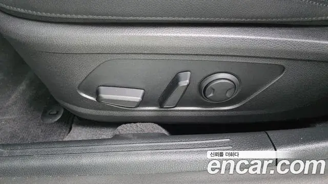 Kia K5 2023 — Şəkil 27/34