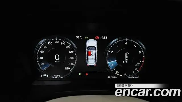 Volvo V60 Cross Country 2019 — Şəkil 15/31