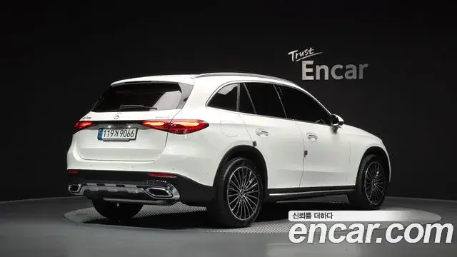 Mercedes-Benz GLC-Class 2024 — Фото 2/20