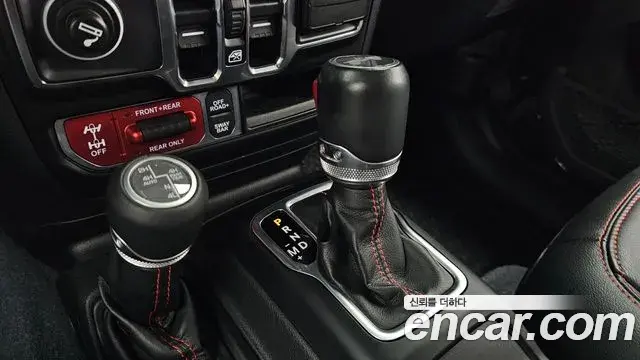 Jeep Wrangler 2022 — Фото 9/20