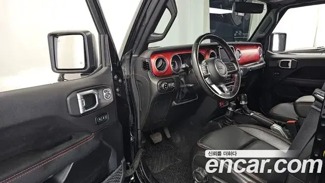 Jeep Wrangler 2022 — Фото 10/20