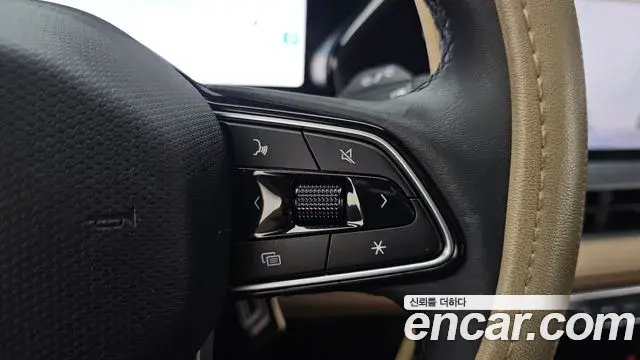 Renault Samsung Grand Koleos 2024 — Photo 6/35
