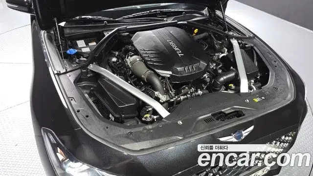 Genesis G70 2018 — Photo 6/20