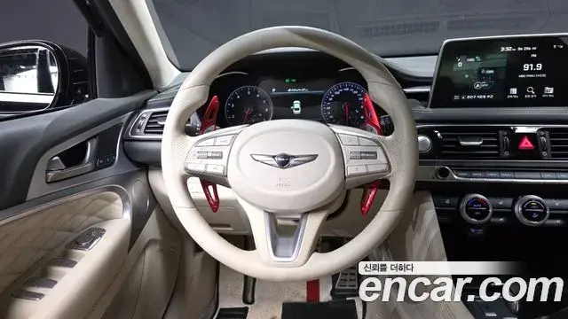 Genesis G70 2018 — Photo 14/20