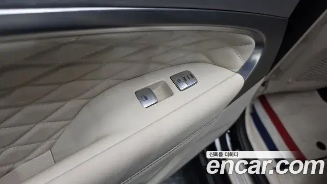 Genesis G70 2018 — Photo 11/20