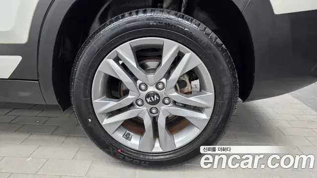 Kia Seltos 2021 — Şəkil 7/30