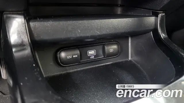 Kia Seltos 2021 — Şəkil 22/30