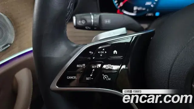 Mercedes-Benz E-Class 2023 — Фото 15/20