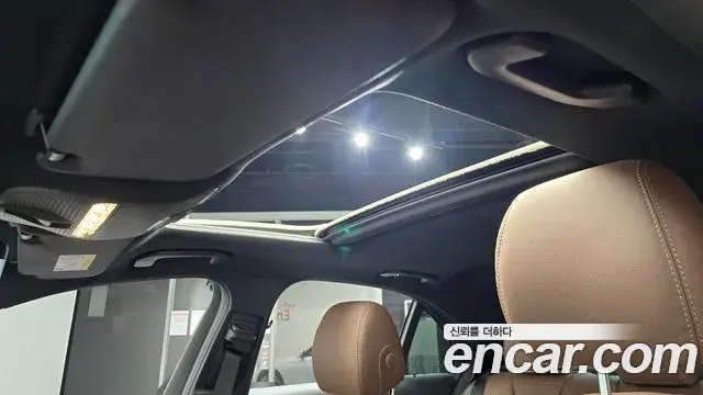 Mercedes-Benz E-Class 2023 — Фото 16/20