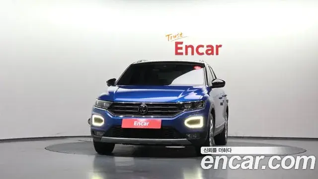Volkswagen T-Roc 2021 — Фото 2/20