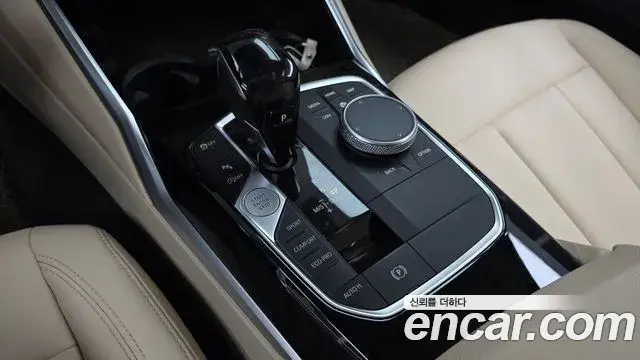 BMW 3 Series 2019 — Фото 9/20