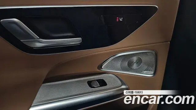 Mercedes-Benz E-Class 2026 — Фото 18/20