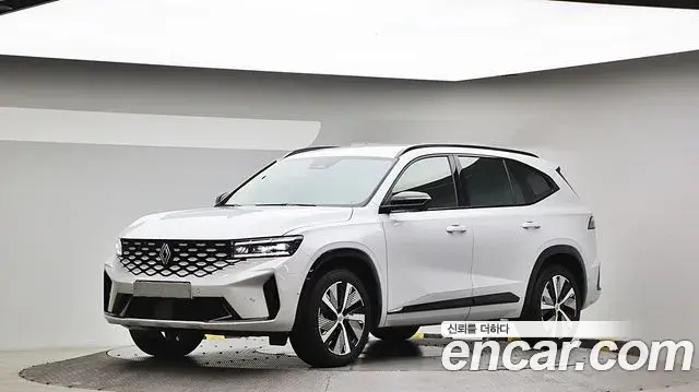 Renault Samsung Grand Koleos 2024 — Фото 1/20