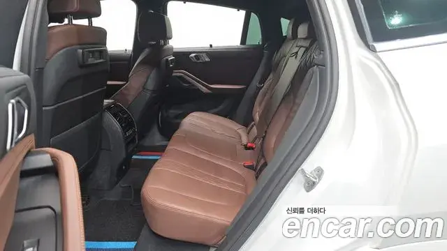 BMW X6 2022 — Фото 12/20