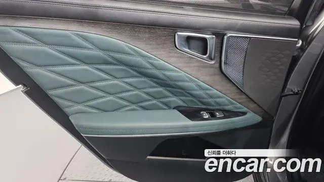 Kia K8 2023 — Şəkil 23/32
