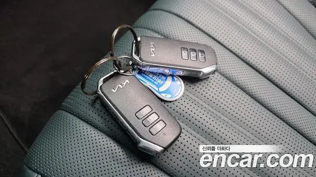 Kia K8 2023 — Şəkil 12/32
