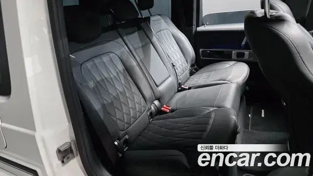 Mercedes-Benz G-Class 2021 — Фото 11/20