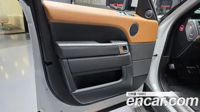 Land Rover Range Rover Sport 2019 — ფოტო 26/36