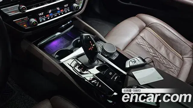 BMW 5 Series 2021 — Фото 9/20