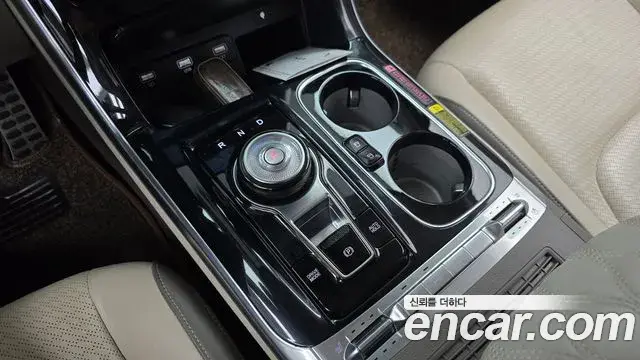 Kia Carnival 2022 — Фото 9/20