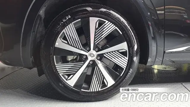 Renault Samsung Grand Koleos 2025 — Photo 1/34