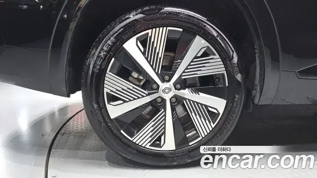 Renault Samsung Grand Koleos 2025 — Photo 33/34