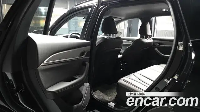Renault Samsung Grand Koleos 2025 — Photo 29/34