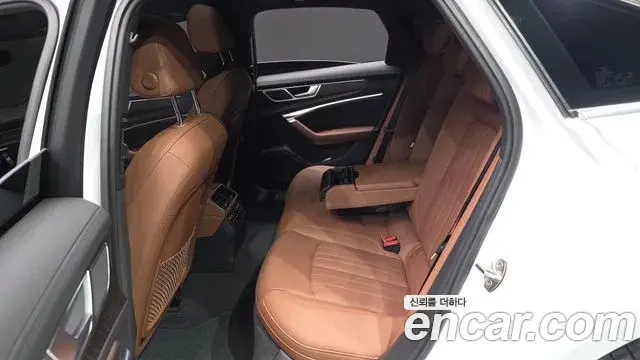 Audi A6 2023 — Фото 12/20