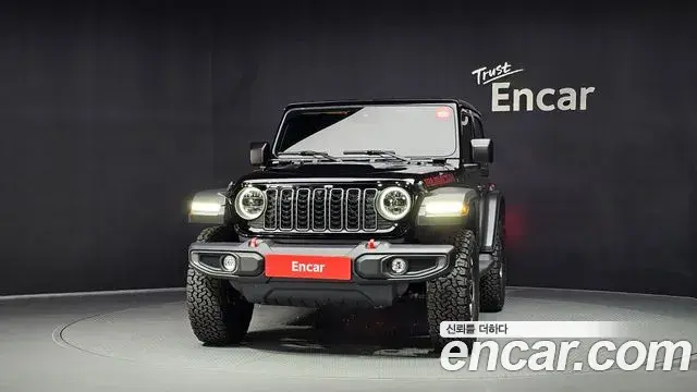 Jeep Wrangler 2025 — Фото 3/20
