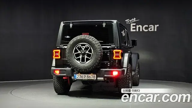 Jeep Wrangler 2025 — Фото 4/20