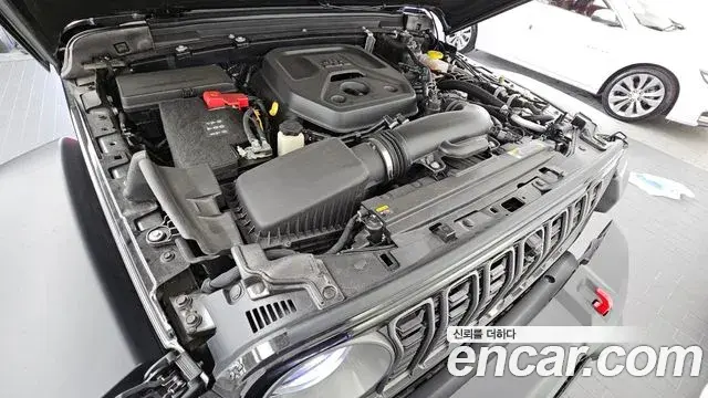 Jeep Wrangler 2025 — Фото 6/20