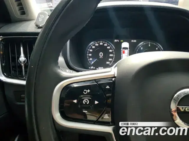 Volvo V90 Cross Country 2018 — ფოტო 1/17