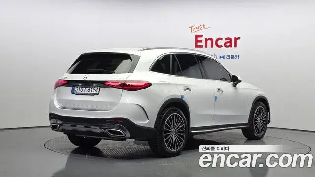 Mercedes-Benz GLC-Class 2024 — Фото 2/20