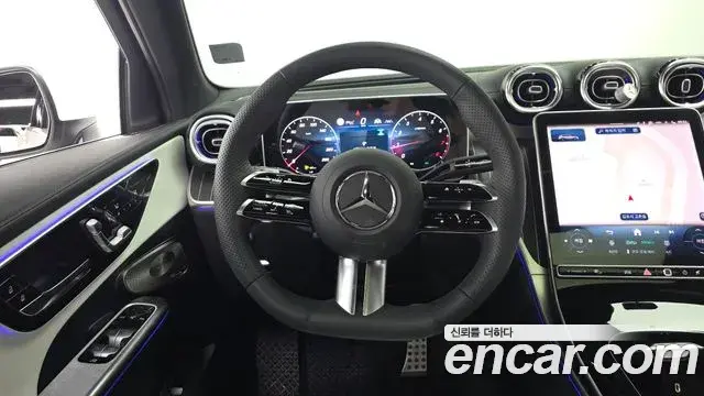 Mercedes-Benz GLC-Class 2026 — Фото 12/20
