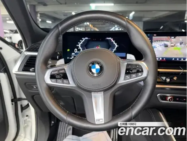 BMW X6 2025 — Фото 8/20