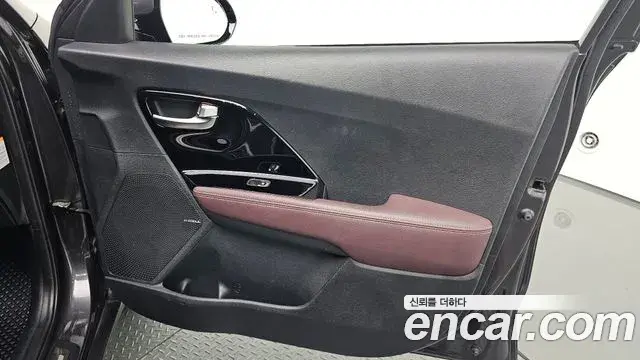Kia Niro 2020 — Şəkil 3/31