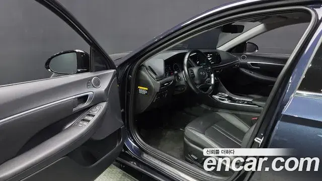 Hyundai Sonata 2019 — Фото 10/20