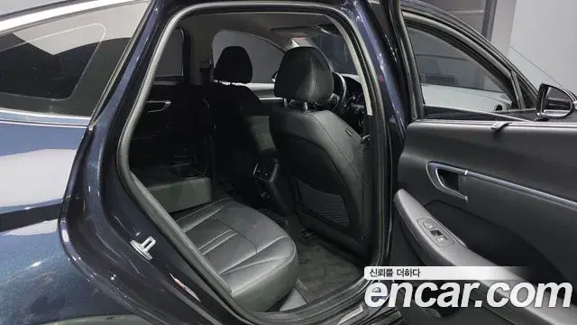 Hyundai Sonata 2019 — Фото 12/20