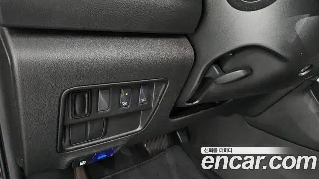 Renault Samsung QM6 2019 — ფოტო 16/34