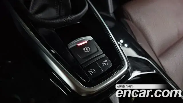 Renault Samsung QM6 2019 — ფოტო 30/34
