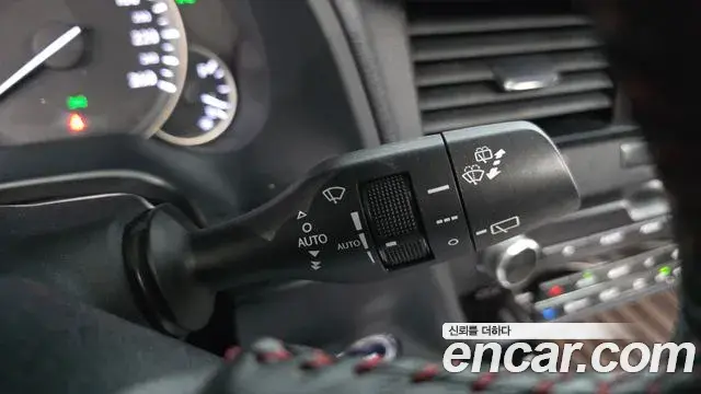 Lexus RX450h 2019 — Photo 25/37