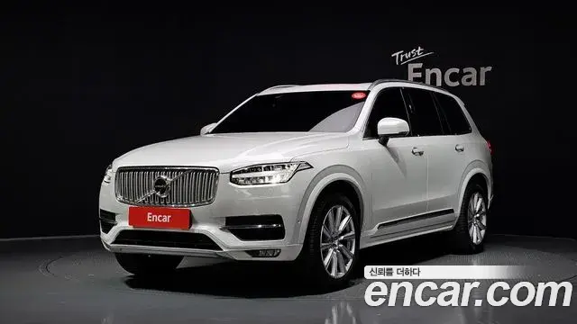 Volvo XC90 2018 — Фото 20/20