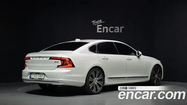 Volvo S90 2023 — Фото 2/20