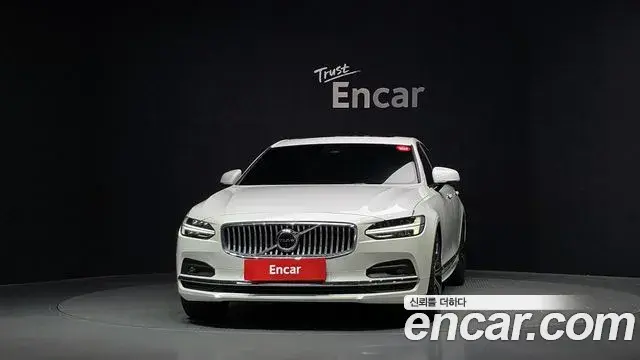 Volvo S90 2023 — Фото 3/20
