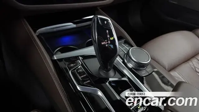 BMW 5 Series 2022 — ფოტო 9/20